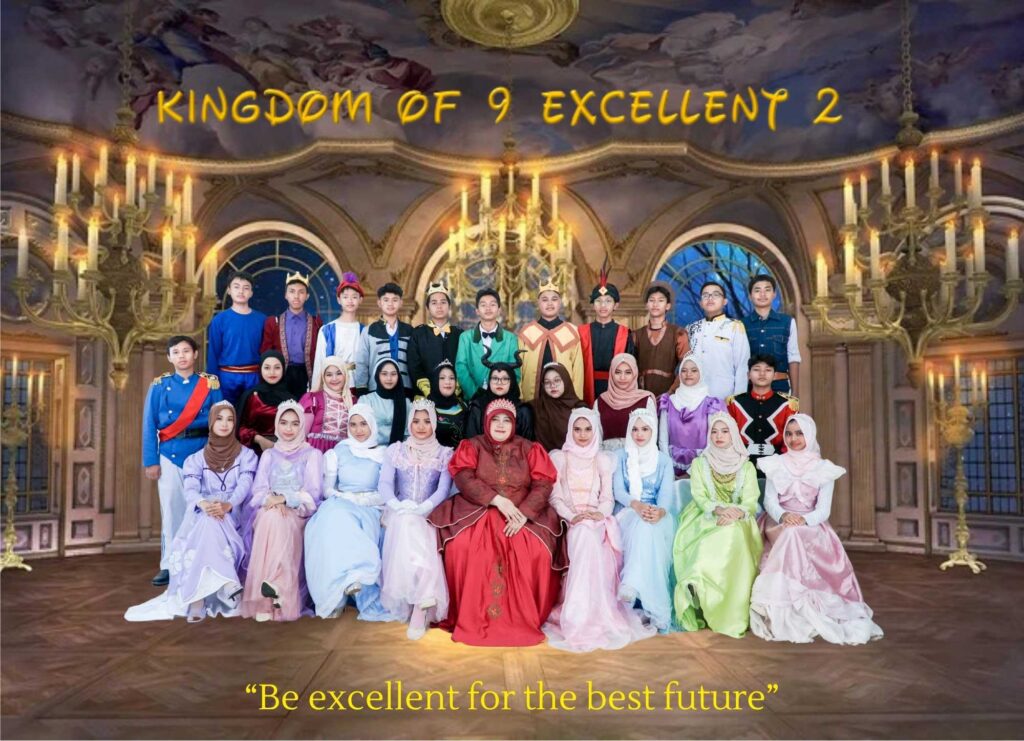 Foto buku tahunan sekolah tema Disney karya Creative Shoot Jakarta Bogor Depok Tangerang Bekasi