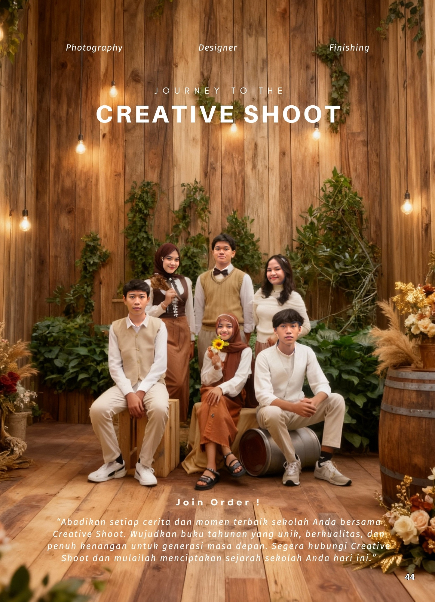 Buku Tahunan Tema Rustic Romance